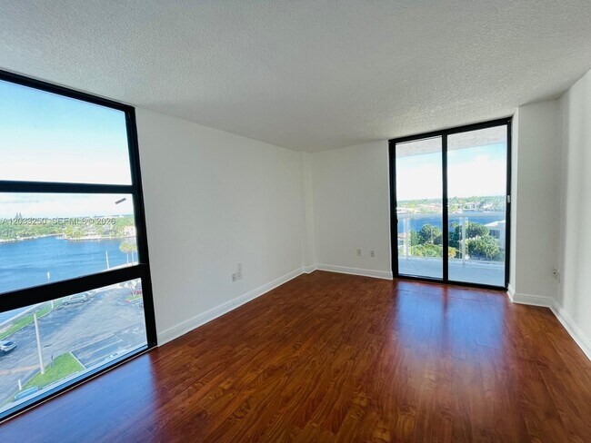 Photo - 20505 E Country Club Dr Unit 734