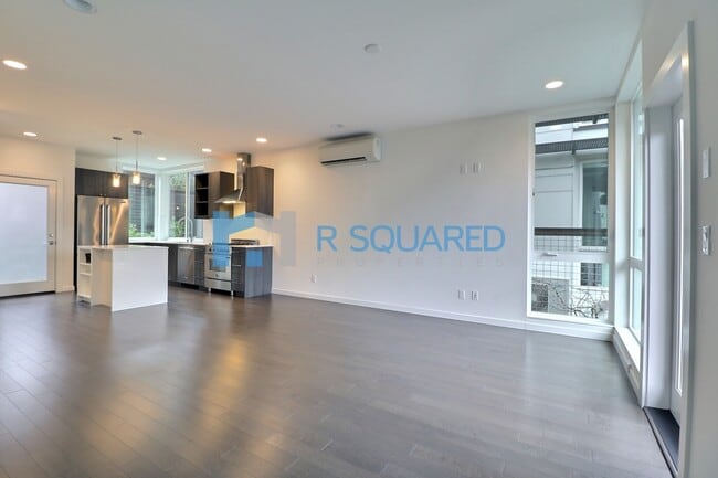 Photo - 4447 41st Ave SW