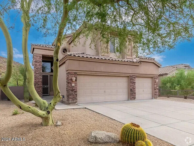 Building Photo - 3343 N Boulder Canyon Rental