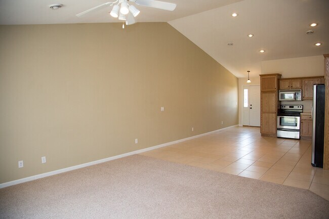 Photo - 2270 Fawn View Dr