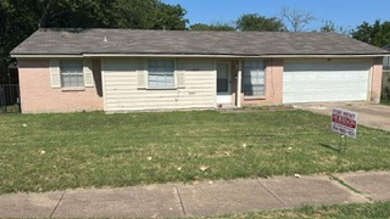 For Rent: Home with Large Backyard – Near... - For Rent:  Home with Large Backyard – Near...