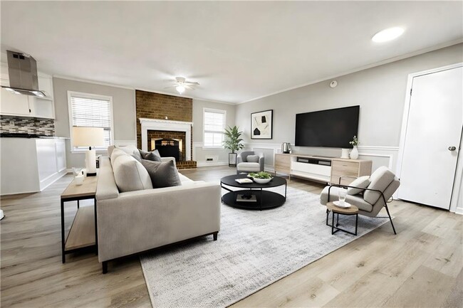 Photo - 399 Wayward Wind Dr SW