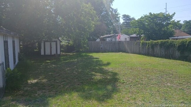 Photo - 1115 Poplar Dr