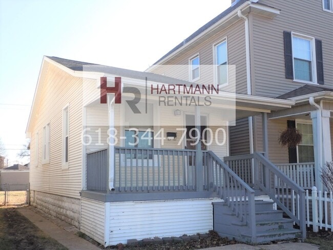 Building Photo - One Bedroom Home in Granite City!