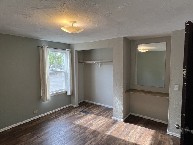 Photo - 347 Hill Ave