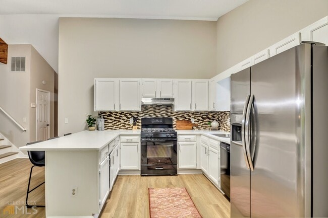 Photo - 2025 Winsburg Dr