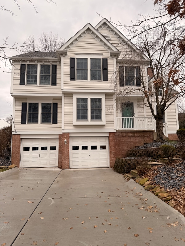 Photo - 509 Bluegrass Dr