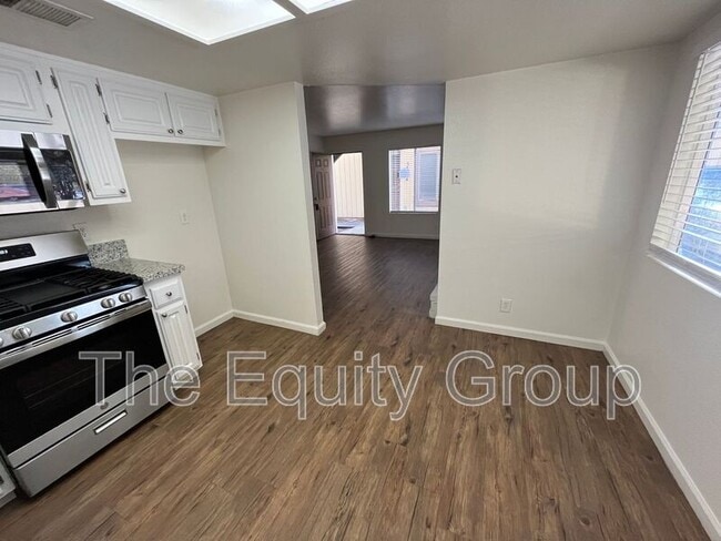 Photo - 3928 W Meadow Ave