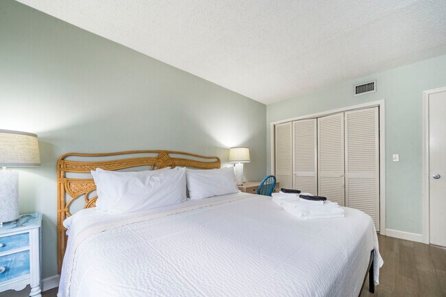 Photo - The Sapphire