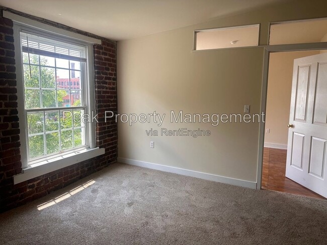 Photo - Poythress Apartments