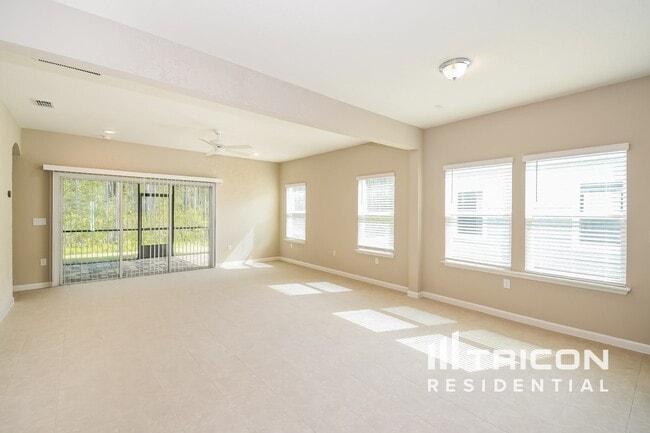 Photo - 10197 Pavnes Creek Dr