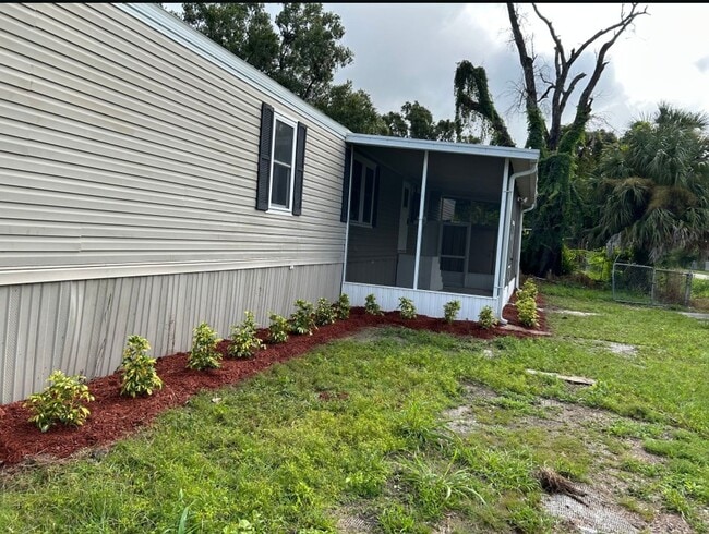 Photo - 956 Southern Ave