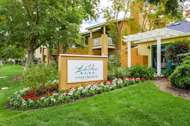 Welcome home to Lake View Park!