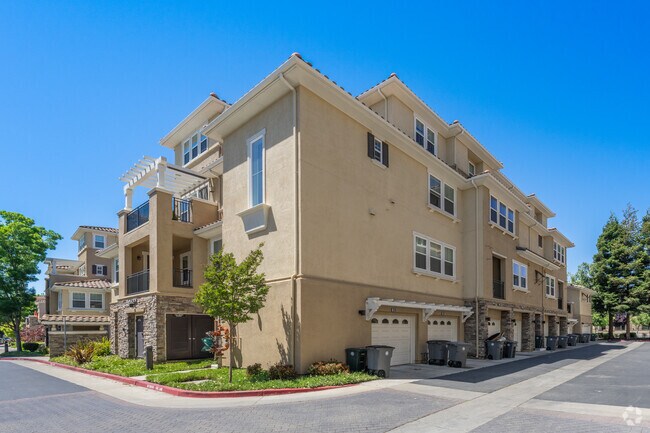 Photo - The Courtyards at Dublin Ranch Villages