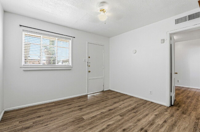 Photo - 79904$600 rent. Water and trash included in this 1 bedroom 1 bath apartment. Unit 4