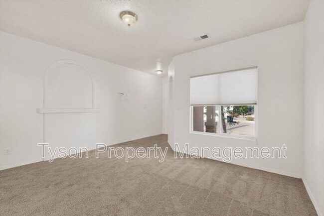 Photo - 1840 Bold Ruler St