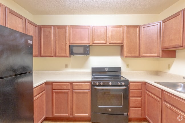 Waterside 1 Bed Kitchen (Style B) - Apartments on 20th