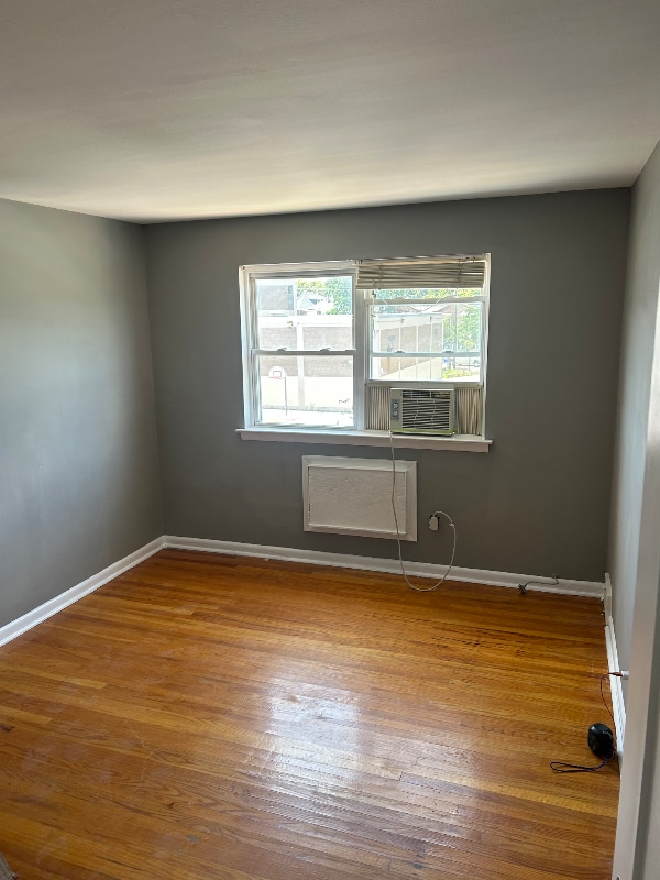 Building Photo - 5472 Vicaris St Rental