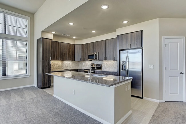 Building Photo - Step Into Modern Living... Unit PLFR