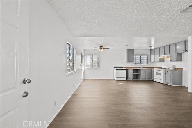 Photo - 38501 Larkin Ave Unit 4