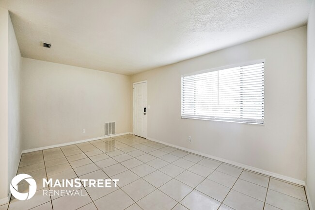 Photo - 155 Westwood Dr