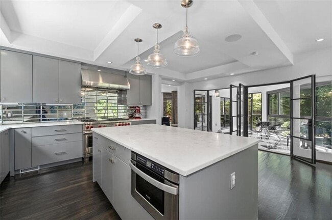 Photo - 4 W Wesley Ridge