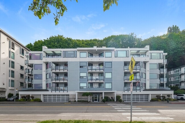 Photo - LUXURY WATER-VIEW CONDO FOR RENT- FULLY RENOVATED- WEST SEATTLE/ALKI Unit 301