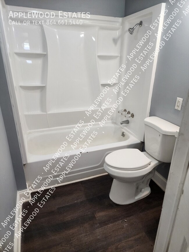 Photo - 455 Dogwood Cir