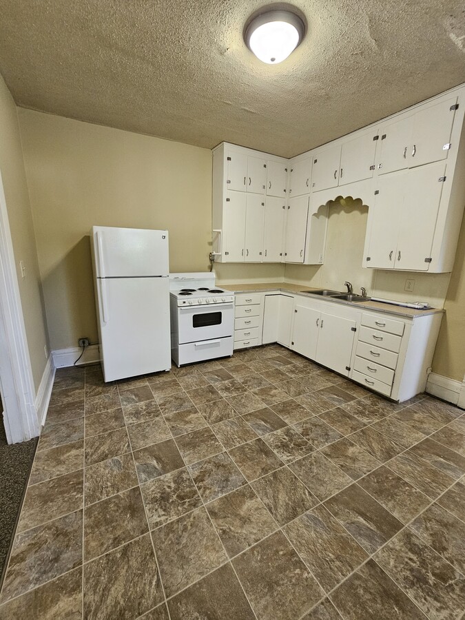 Photo - 1420 Gillette St Apartments Unit 1420