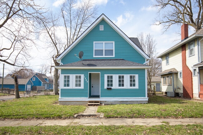 Building Photo - 1302 N Ewing St