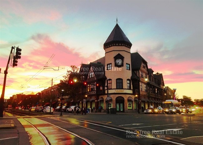 Photo - 33 Lancaster Terrace Unit 104