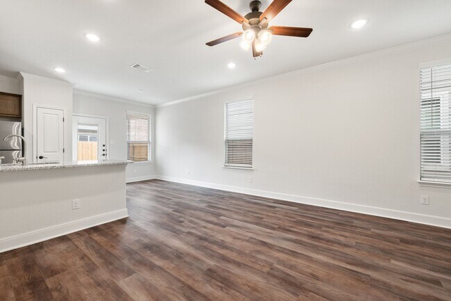 Photo - Like-New 3BR Duplex in Gated Community w/ Parks, Granite Kitchen & Private Yard