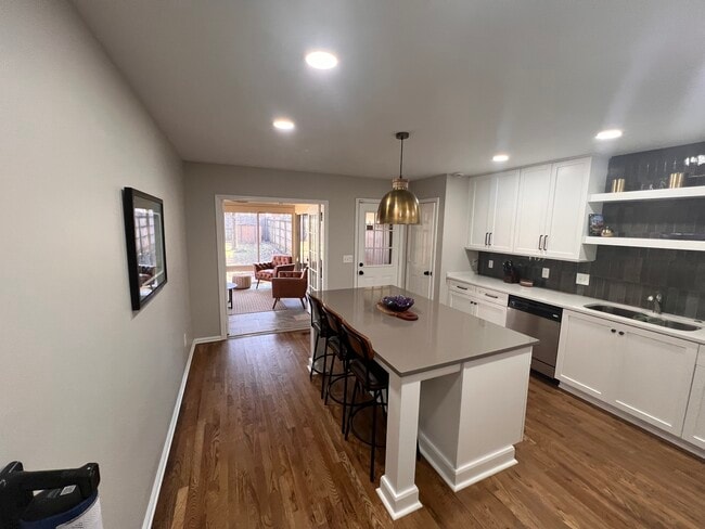 Photo - 828 N Maple St