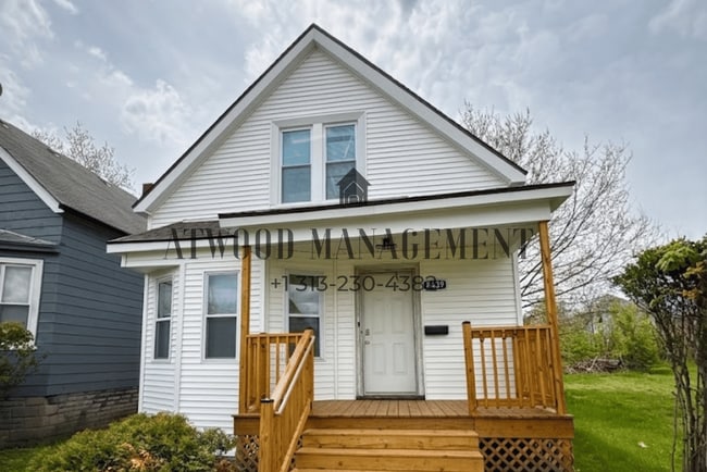 Building Photo - 6439 Fischer Ave