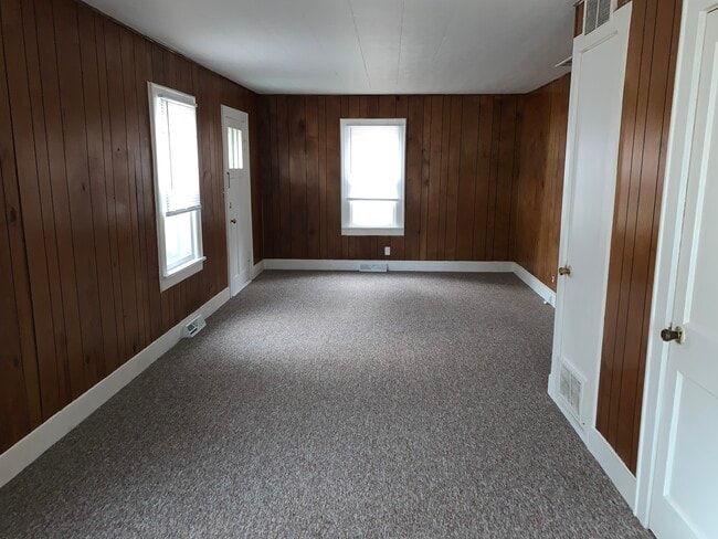 Photo - 2112 W Sherman Blvd