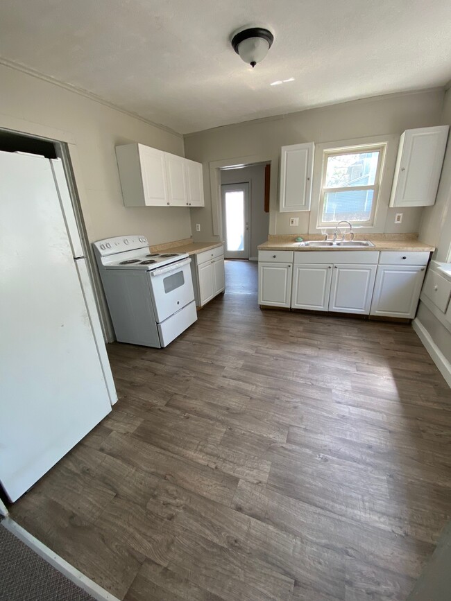 Photo - 904 N Pine St