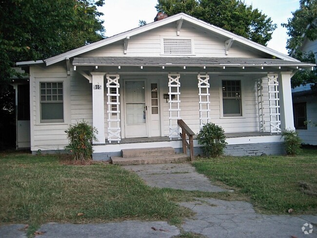 Building Photo - 905 Caldwell St Rental