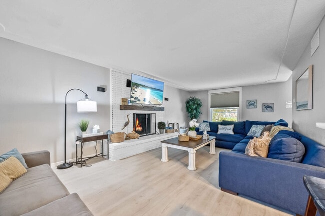 Photo - 366 W Osceola Ln Unidad ID1245239P