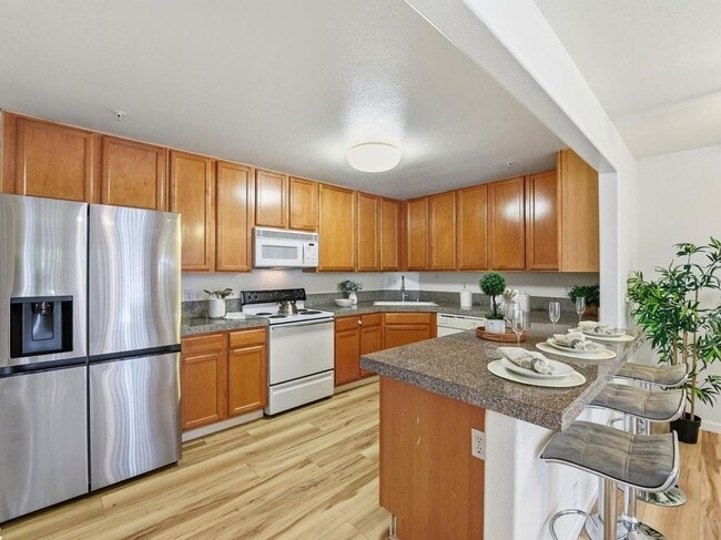 Building Photo - 134 Carroll St Unit 202