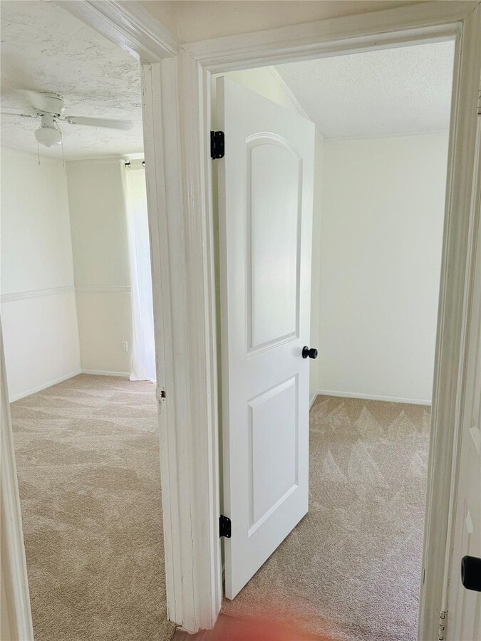 Photo - 3318 Schroeder Ave
