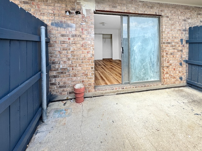 Photo - 4289 Lac Saint Pierre Dr Unit 204