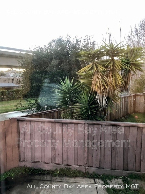 Photo - 1031 Ranchito Ct