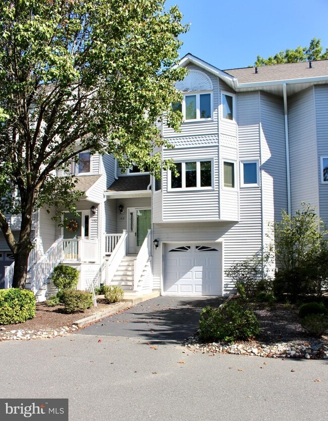 Photo - 153 Impatiens Ct