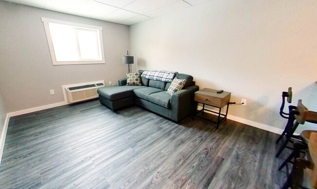 5021 49th Ave NE Unité 1 - Furnished