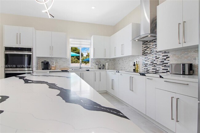 Photo - 14840 NE 8th Ave