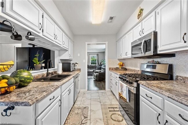 Photo - 1805 Monet Ct