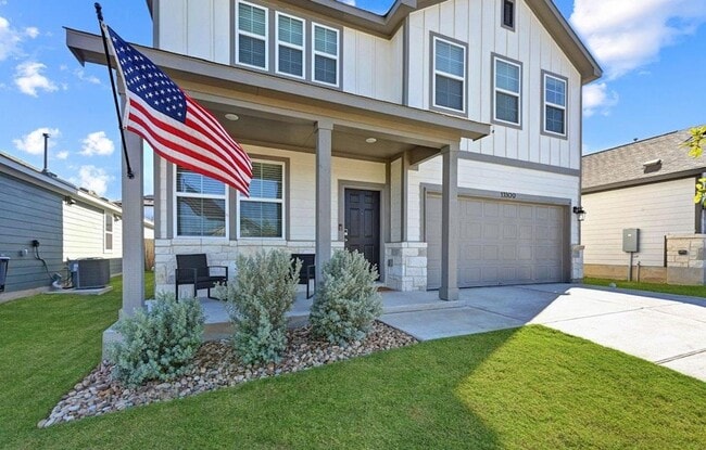 Building Photo - 13309 Silver Blazer Dr