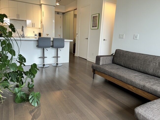 Building Photo - 156 Portland St