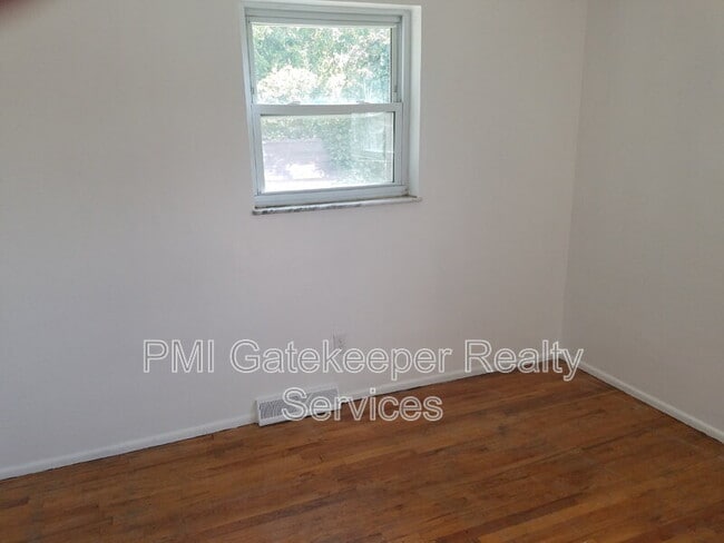 Photo - 9128 Orangewood Dr