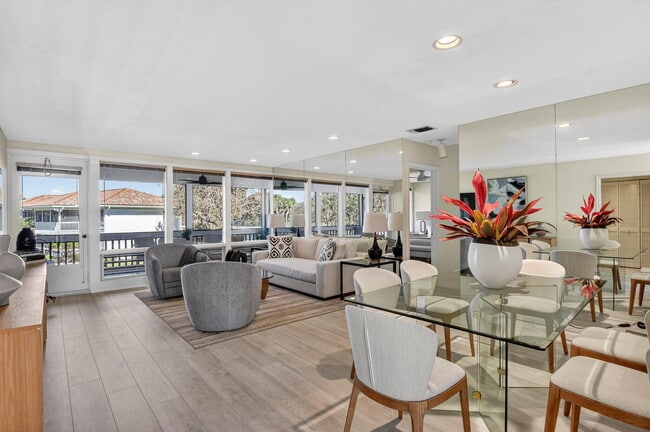 Building Photo - 19811 Boca W Dr Unit 4044